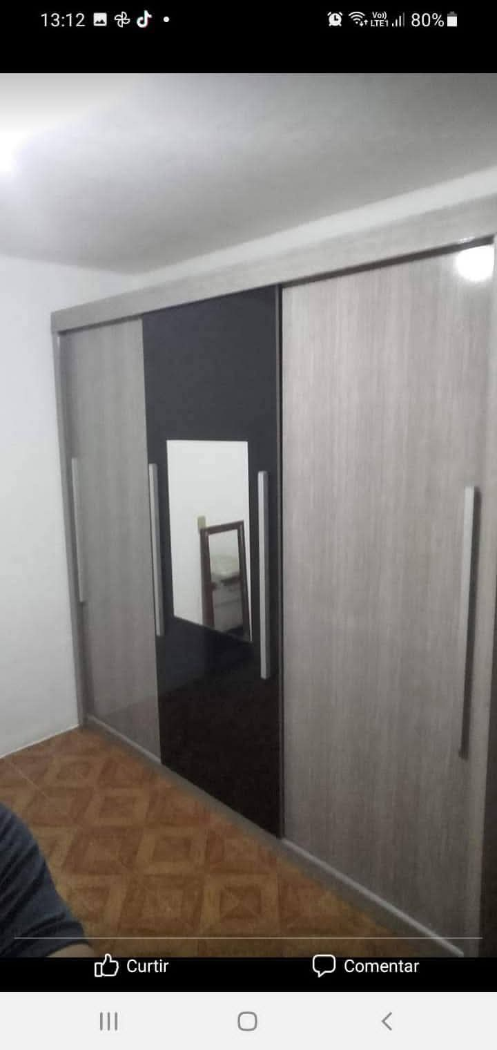 Armário multiuso